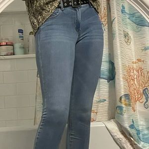 Blue skinny jeans